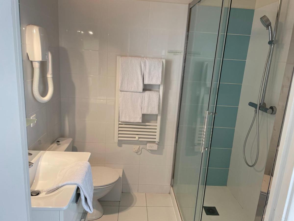 Mont-près-Chambord Logis Hotel Le Saint Florent מראה חיצוני תמונה