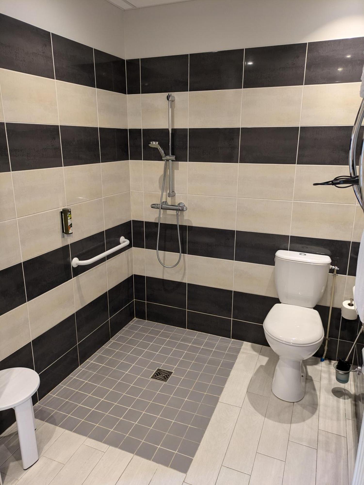 Mont-près-Chambord Logis Hotel Le Saint Florent מראה חיצוני תמונה
