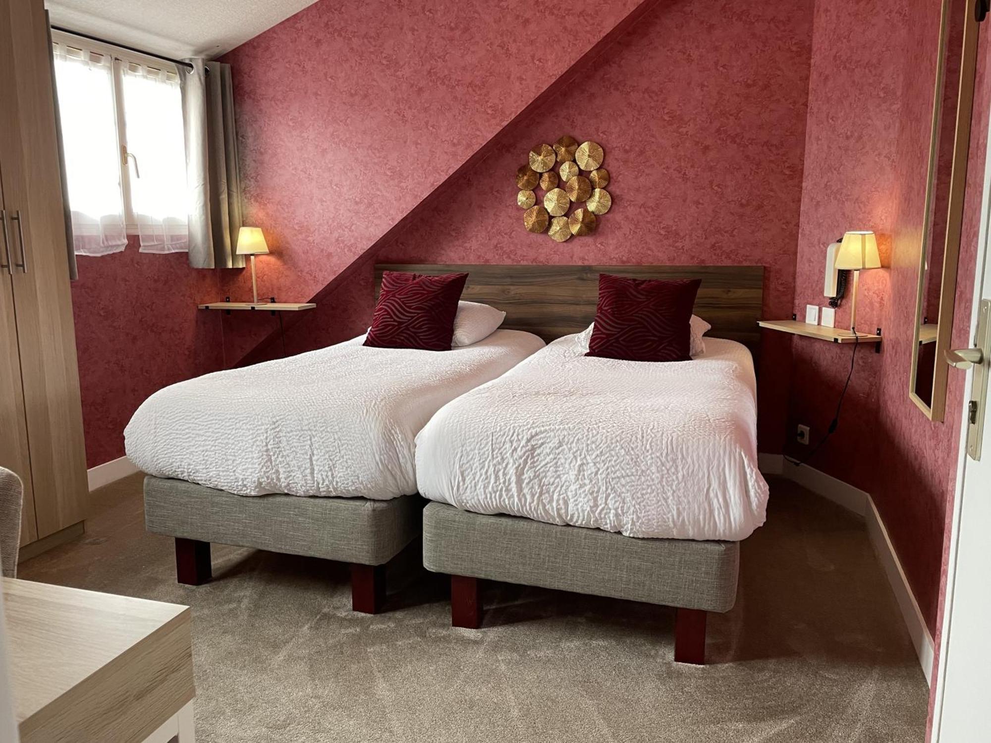 Mont-près-Chambord Logis Hotel Le Saint Florent מראה חיצוני תמונה